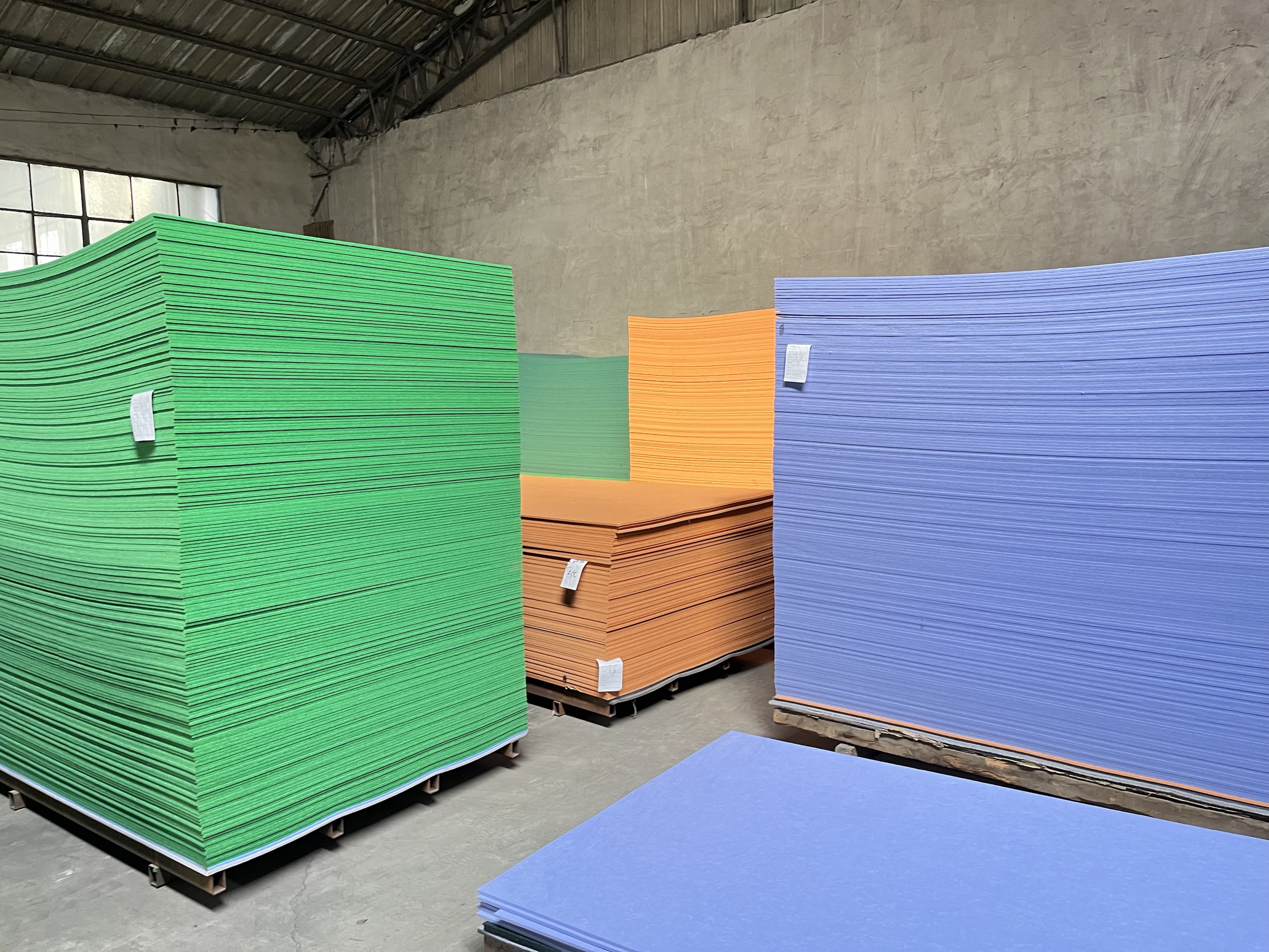 04b6f858-b5f8-4f2e-826e-efc519ac62d3.jpg 聚酯纖維吸音板