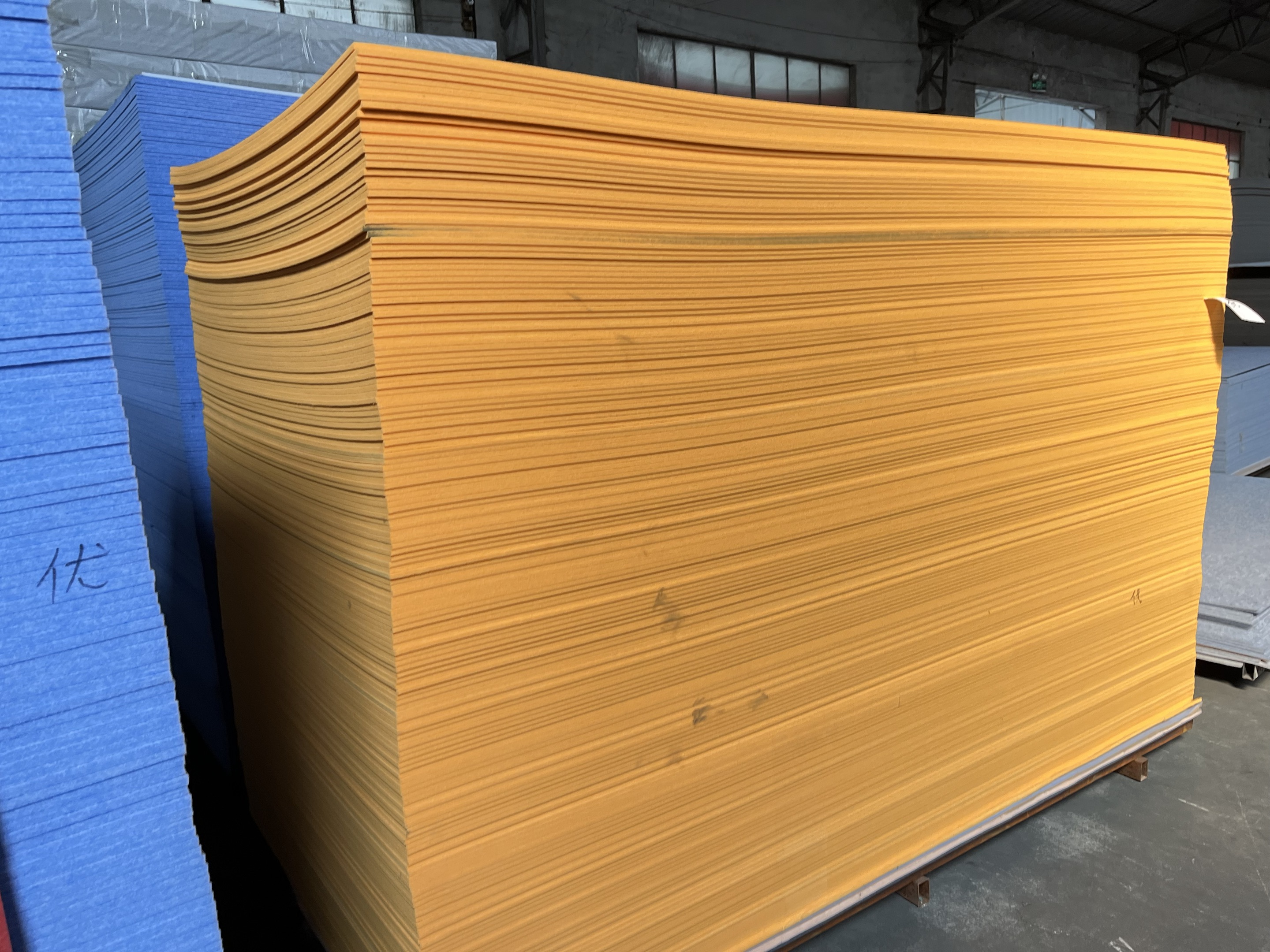 b9e4b860-6e61-43b4-9cbd-a316e2fc54d3.jpg b9e4b860-6e61-43b4-9cbd-a316e2fc54d3.jpg